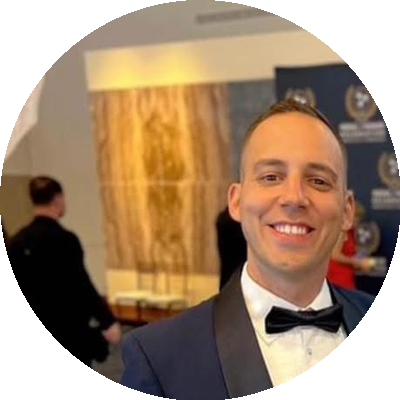 Henry, VetCalc founder